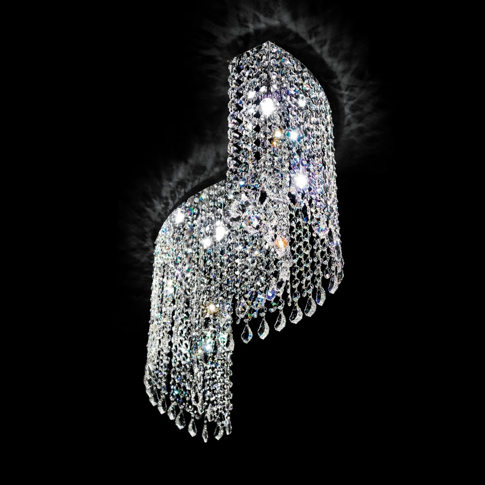 Kaartuva kristallikattovalaisin Shine