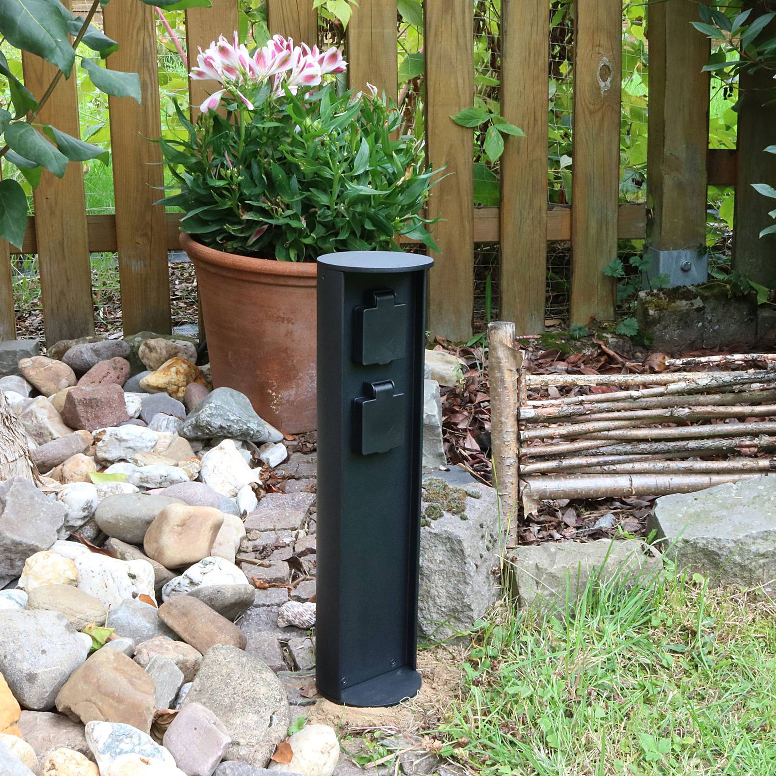 Pistokepylväs Socket 2 pistorasialla, maks. 3500 W