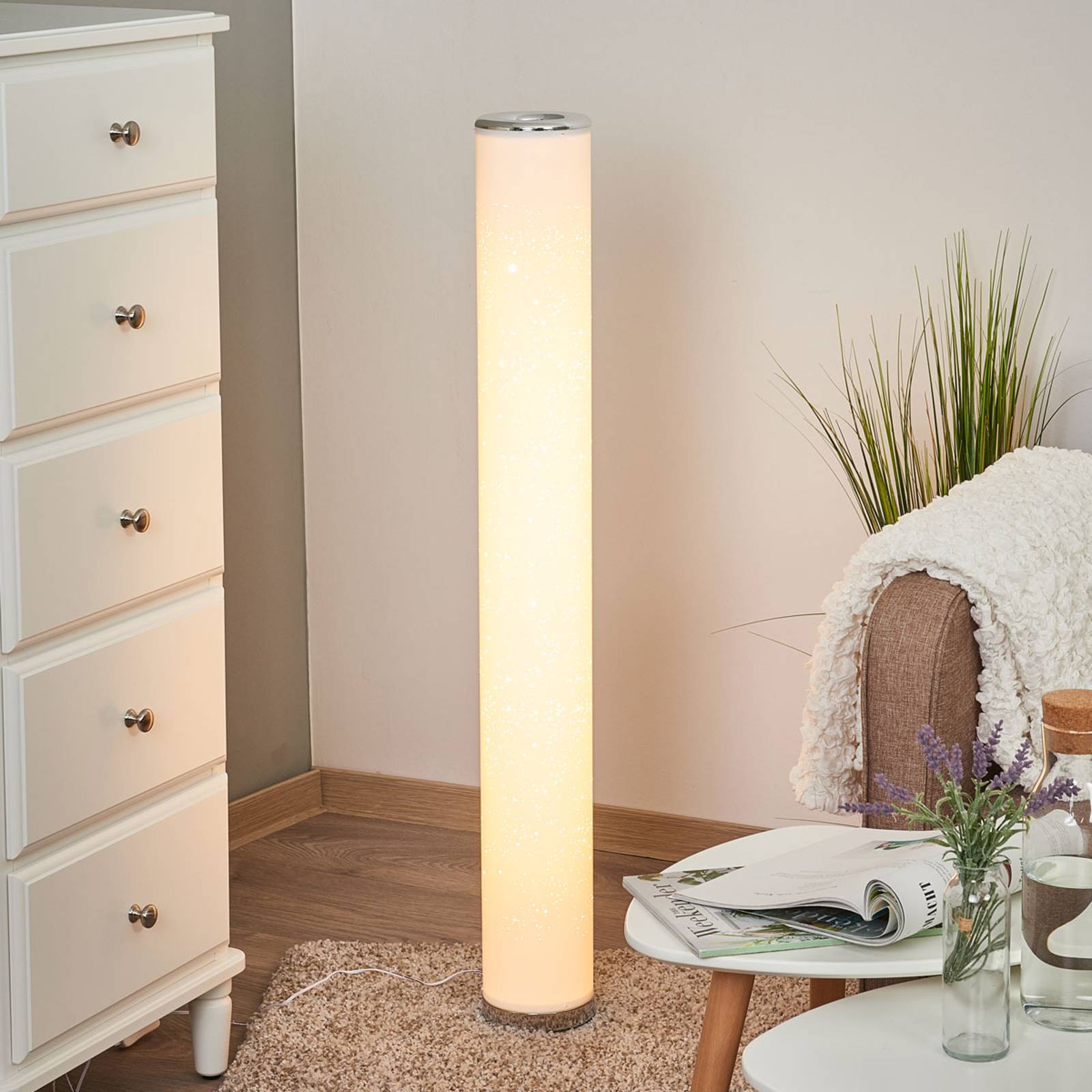 Ecris – kimalteleva LED-lattialamppu