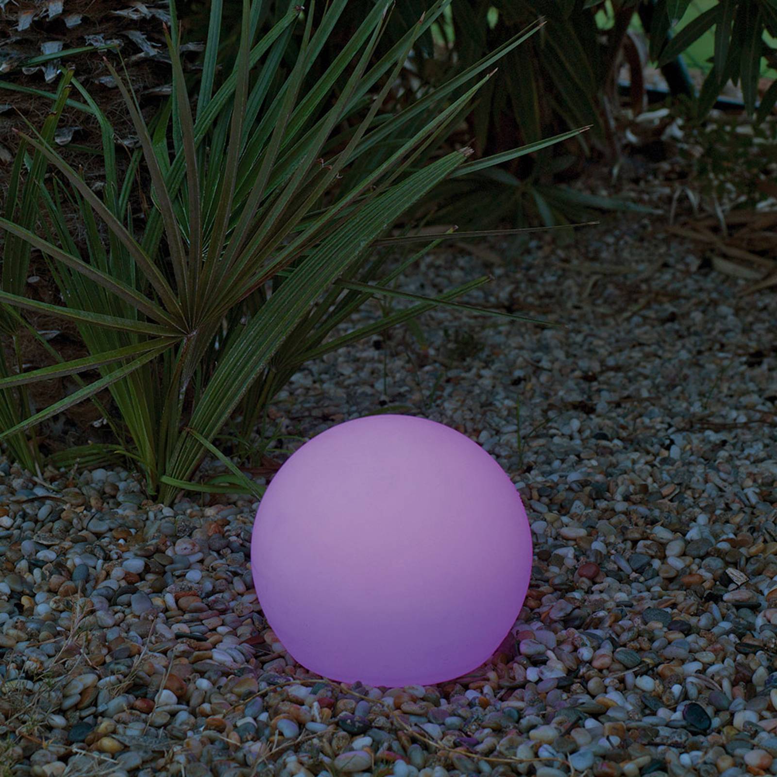 Newgarden Buly -LED-aurinkovalaisin, IP68, Ø 40 cm