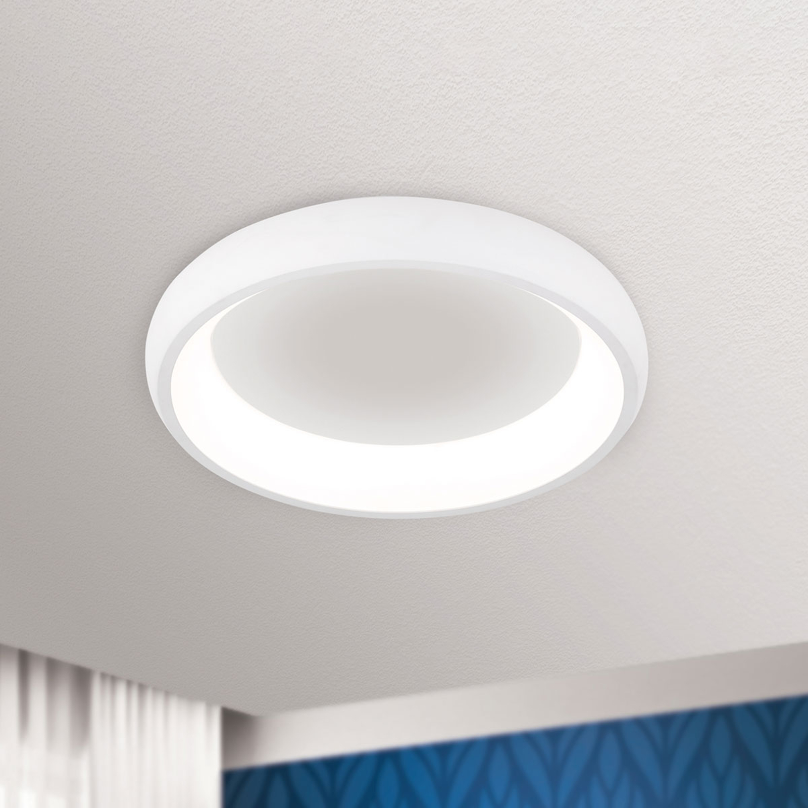 LED-kattovalaisin Venur, valoaukko sisällä, 41 cm