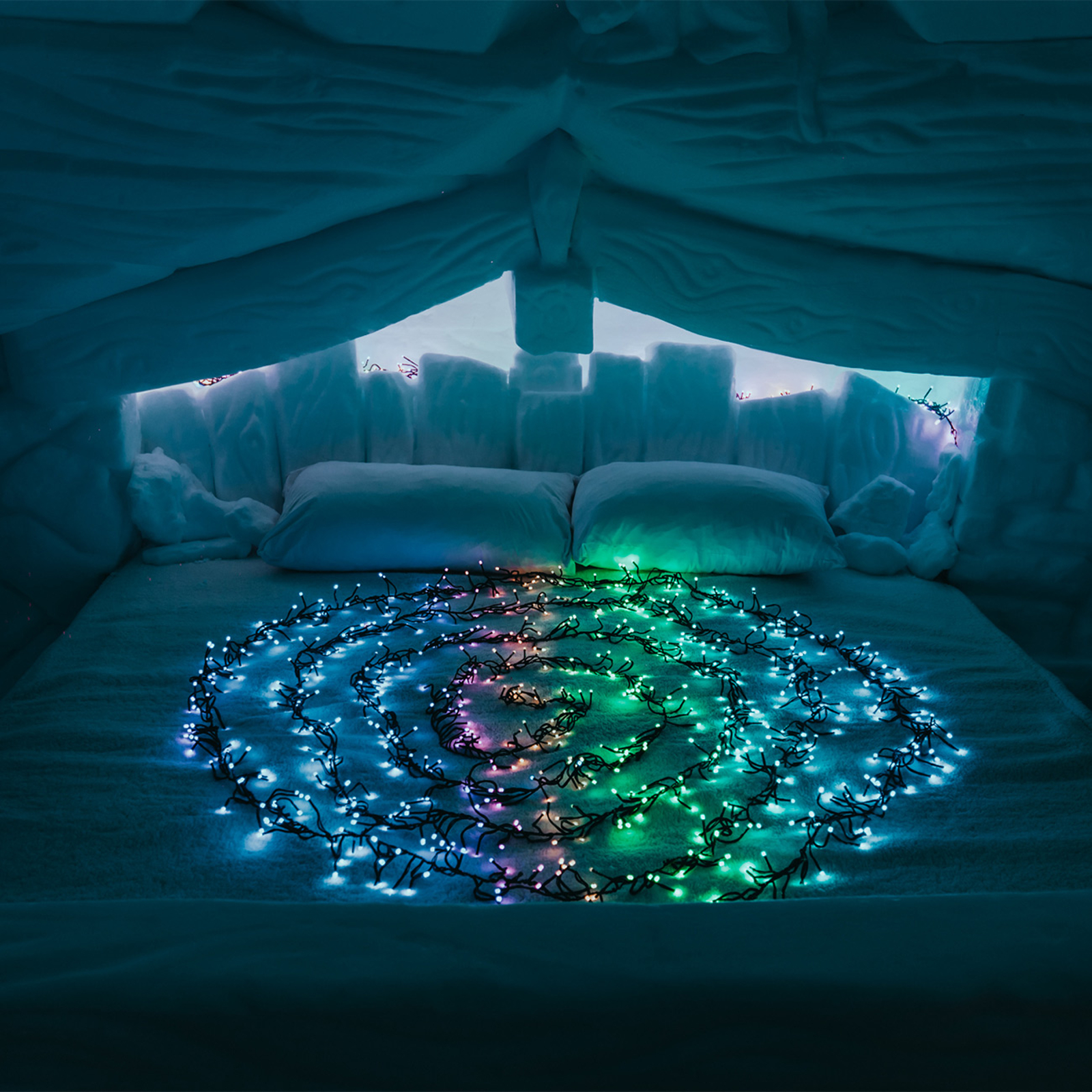 Twinkly RGB -Cluster-ketju, musta, 400-lamp., 6 m