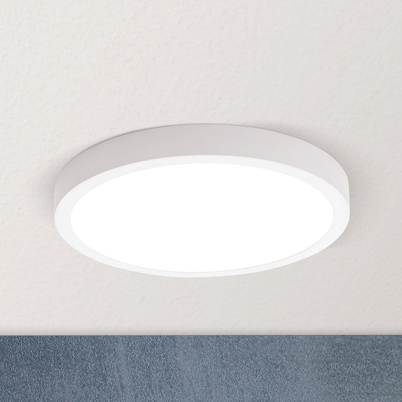 LED-kattovalaisin Vika, pyöreä, valkoinen, Ø 23cm