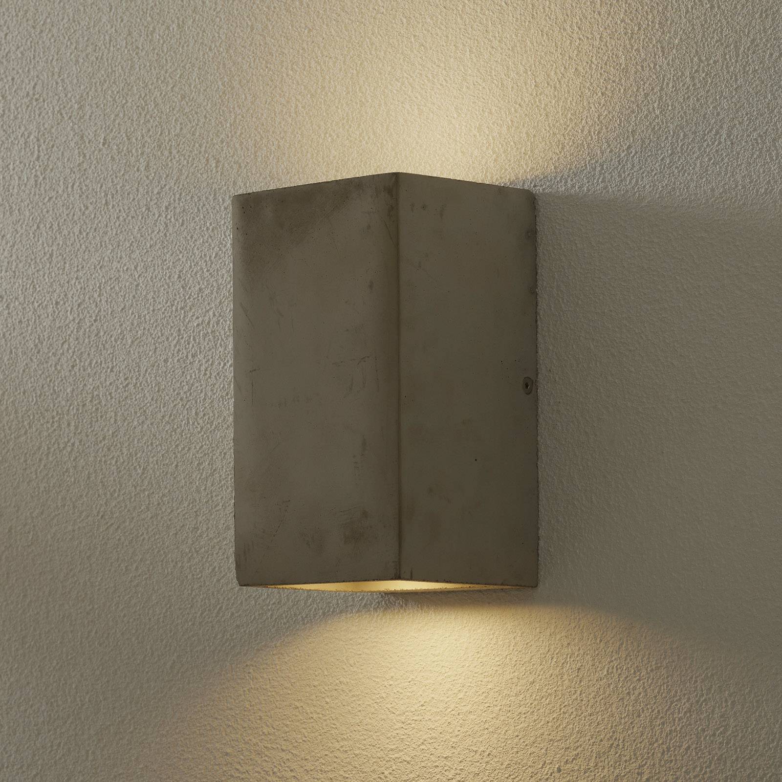 Seinävalaisin Kool sementti, korkeus 19 cm