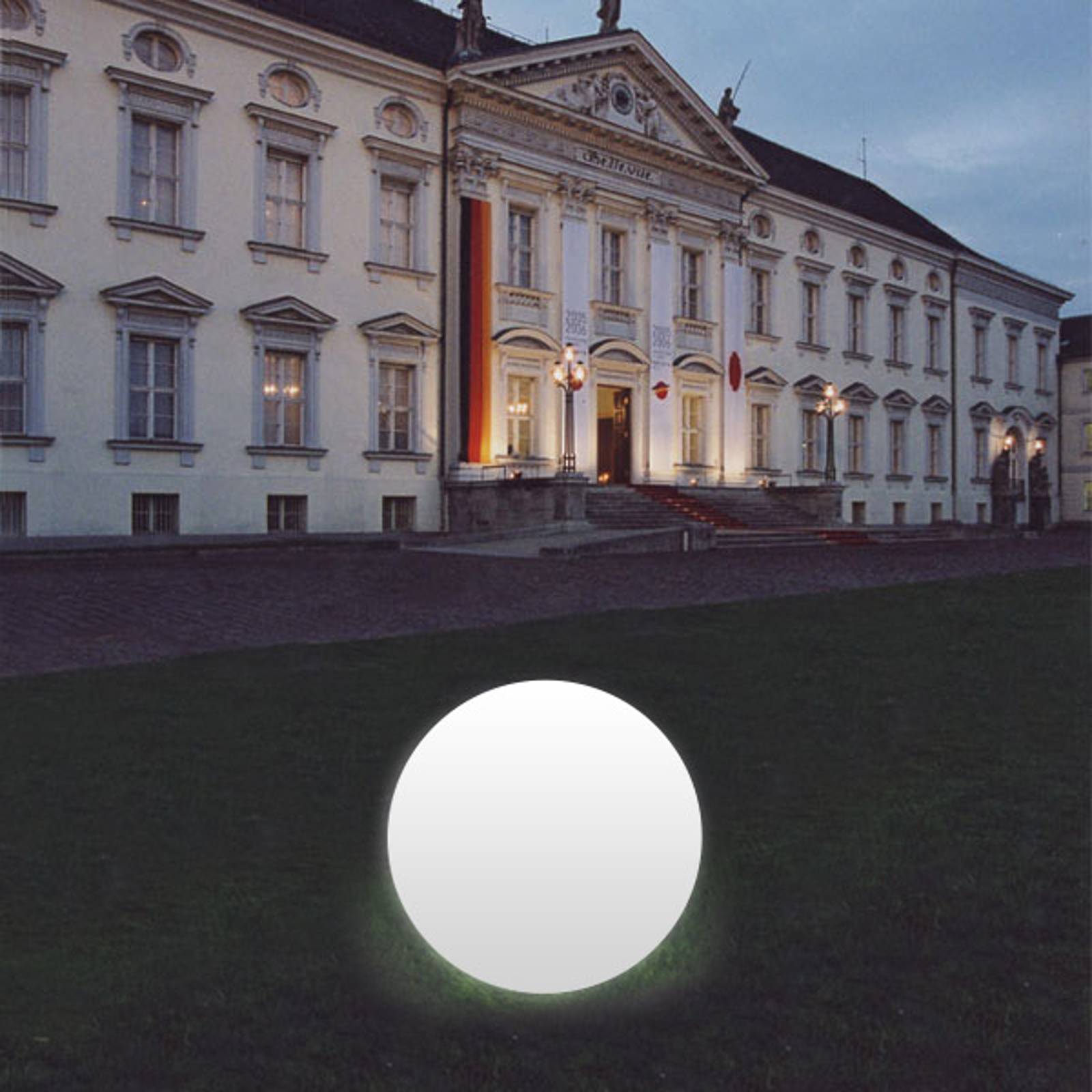 Pallovalaisin Snowball valk., alumiinijalka 60 cm