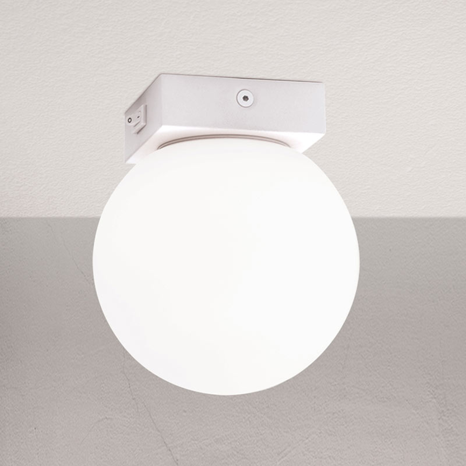 LED-kattovalaisin Snowball katkaisijalla