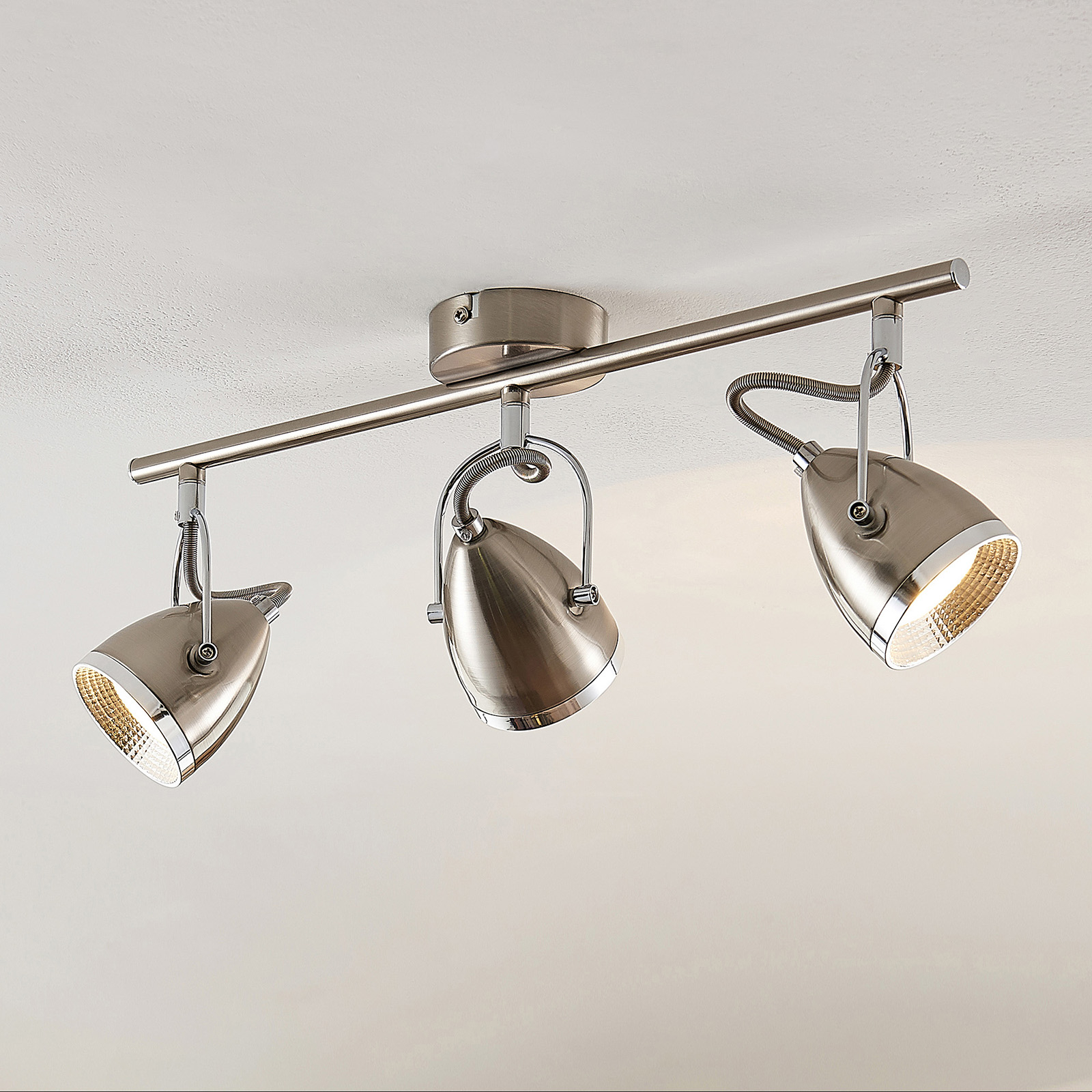 Lindby Jadon LED -kattovalaisin nikkeli, 3-lamp.