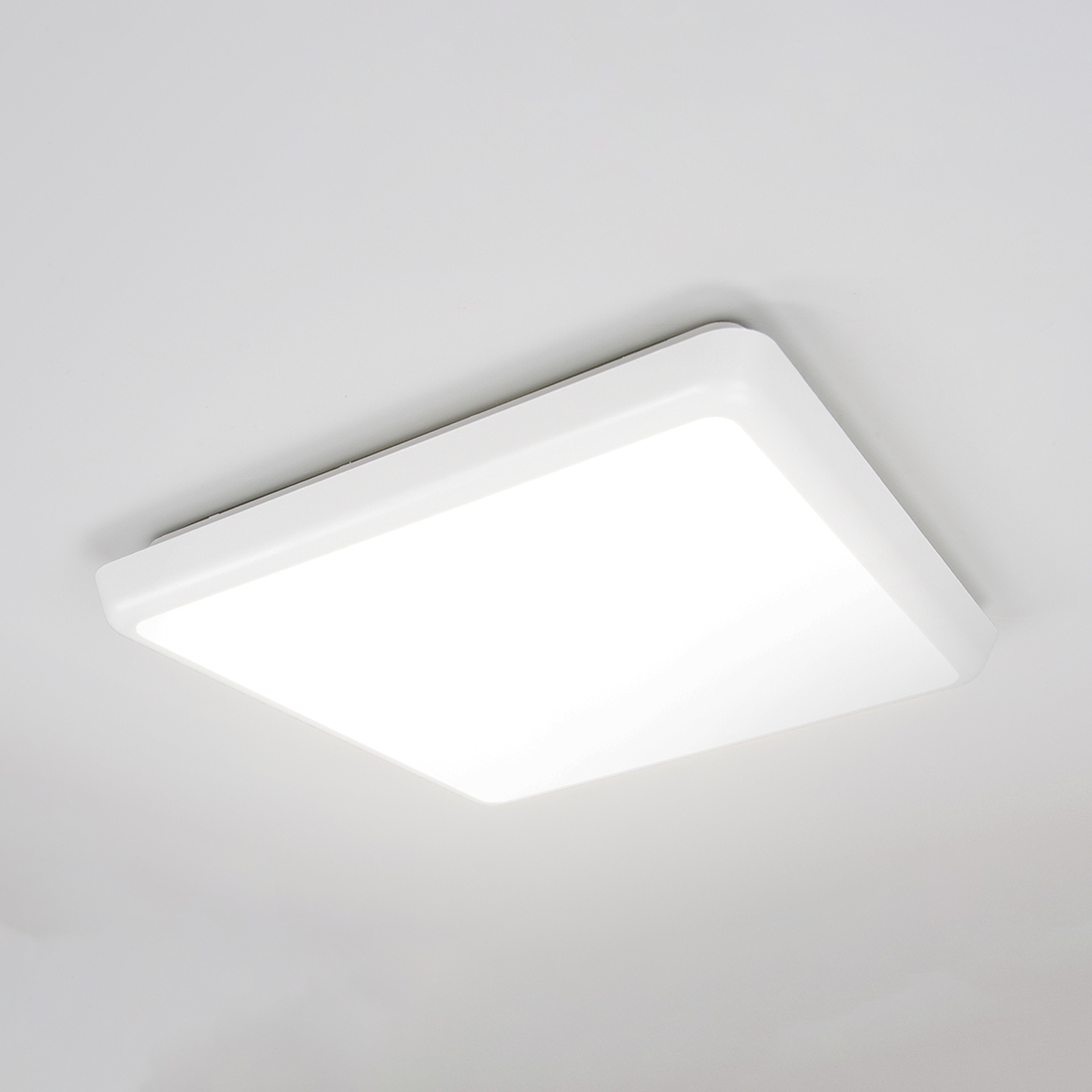 Pelkistetty kattovalaisin Augustin, LED, IP54
