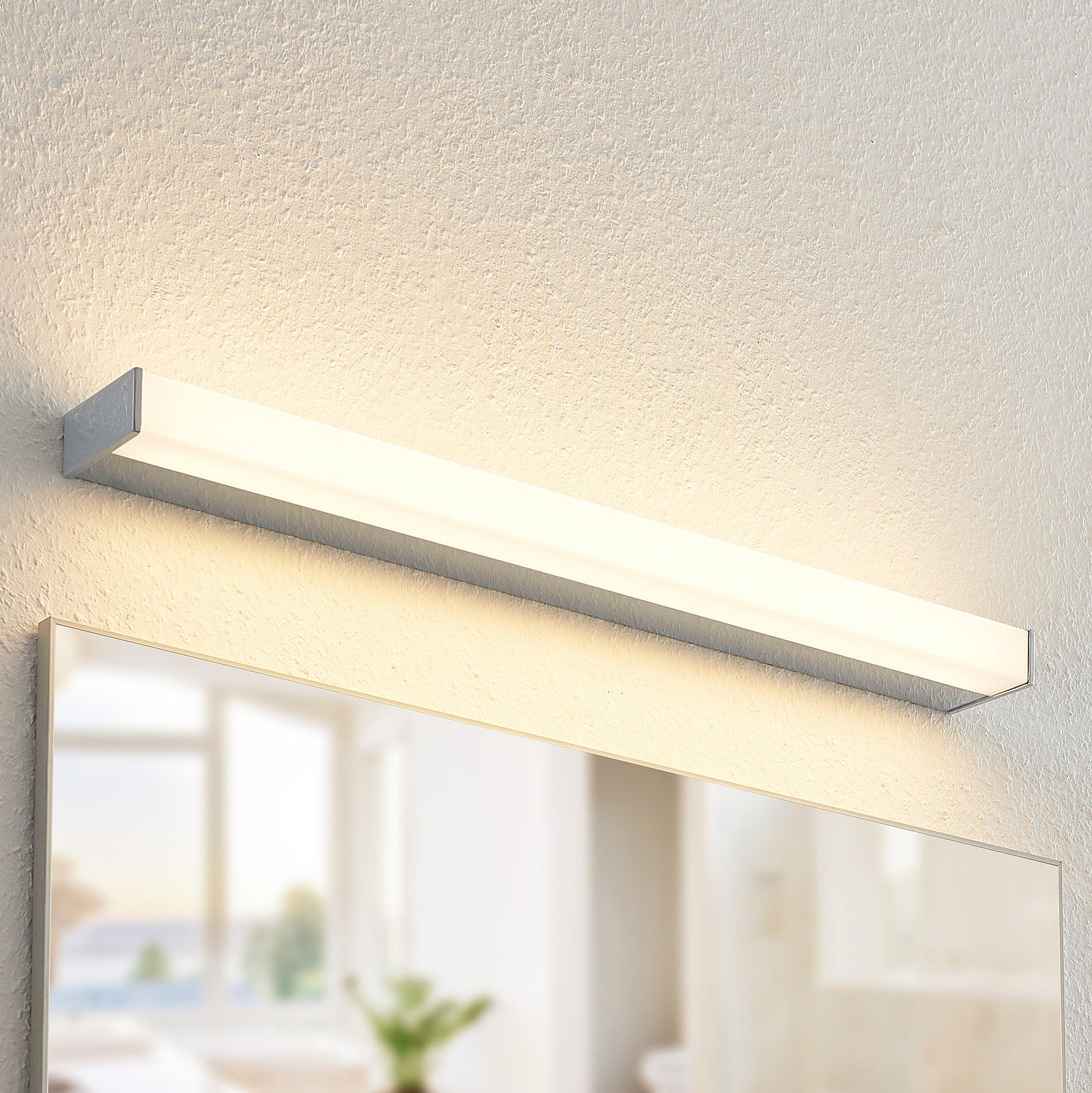 Arcchio Djamal -LED-seinävalaisin, IP44, 70 cm