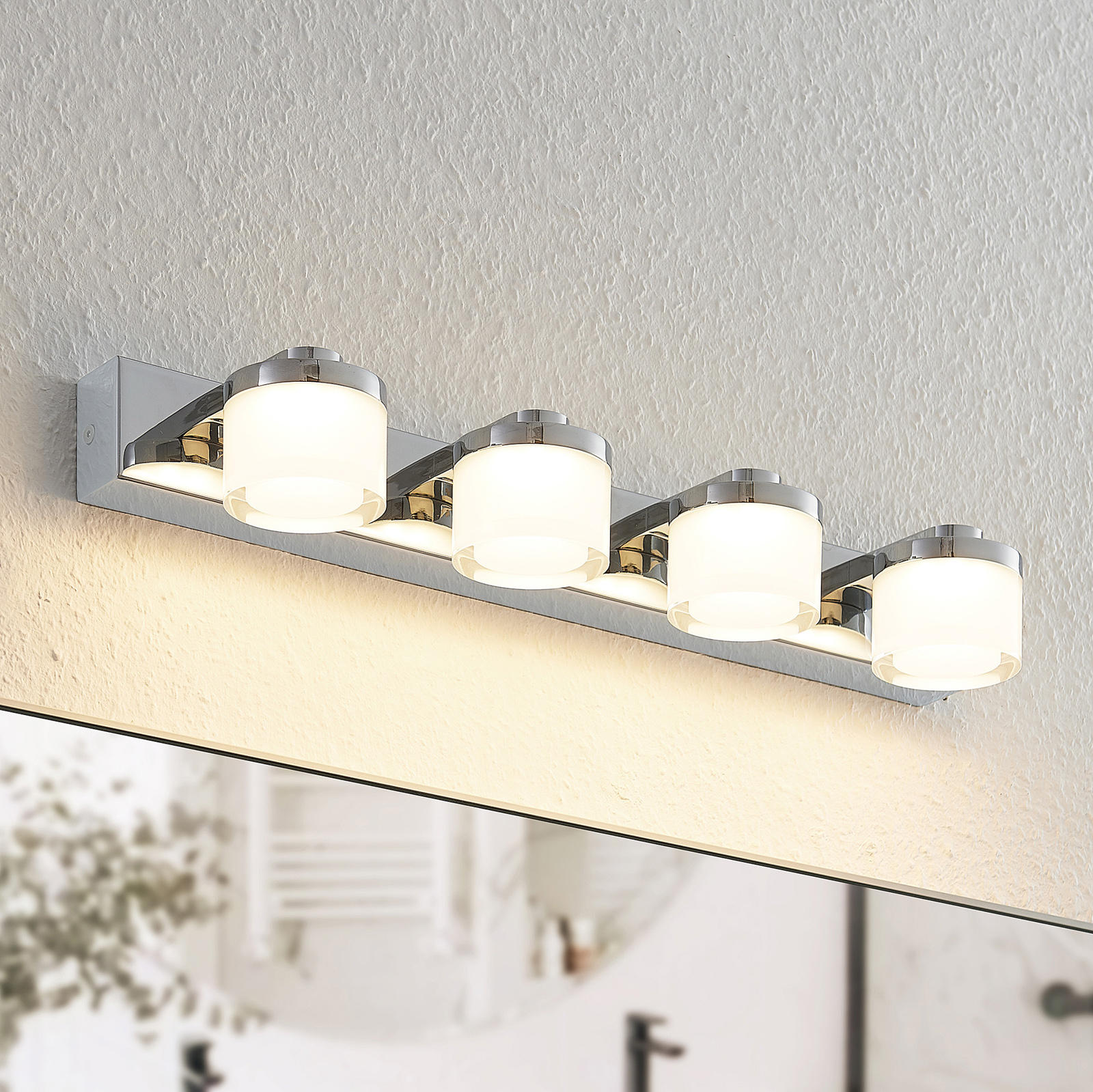 Arcchio Kejan -LED-seinälamppu IP44 4-lamppuinen
