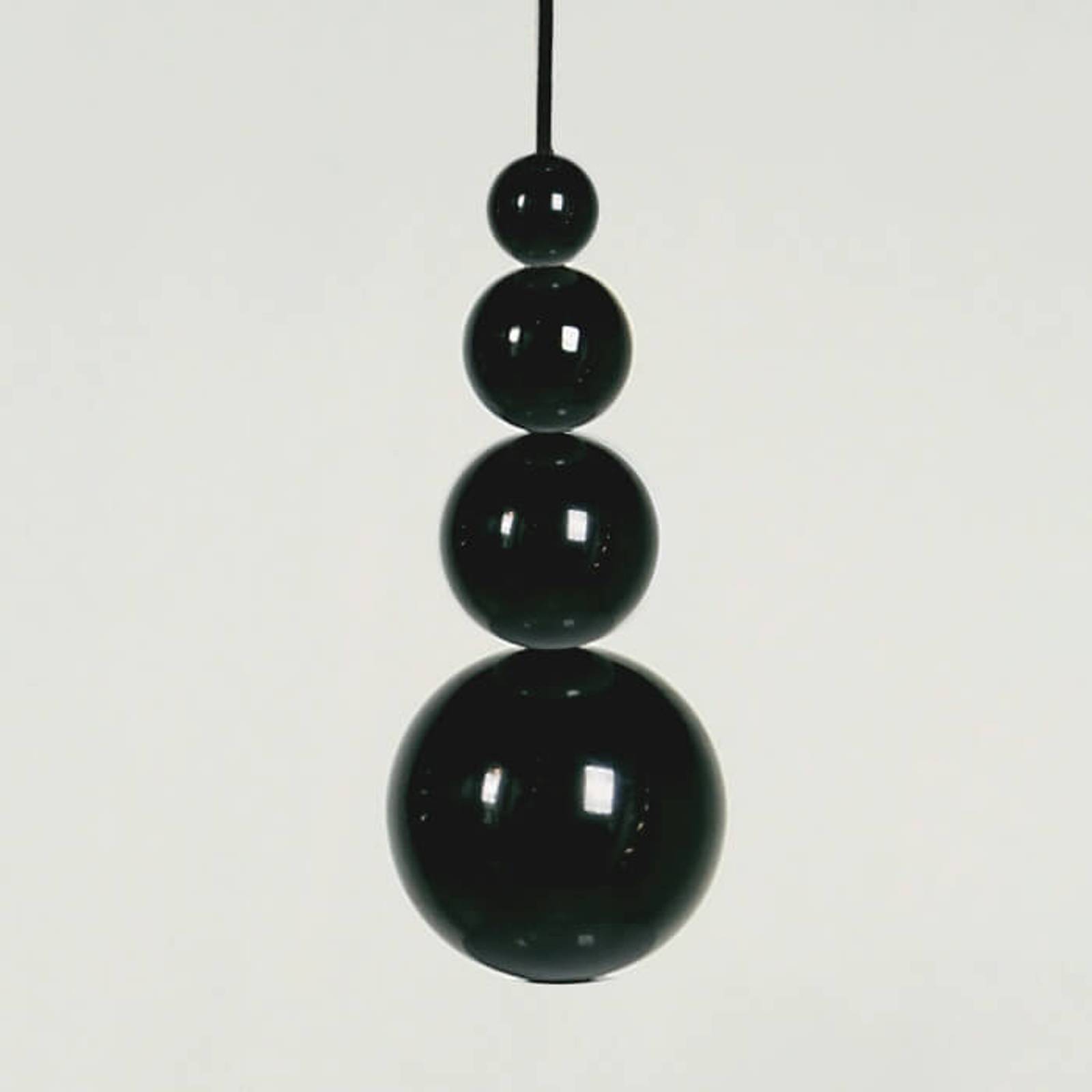 Innermost Bubble -riippuvalo, musta