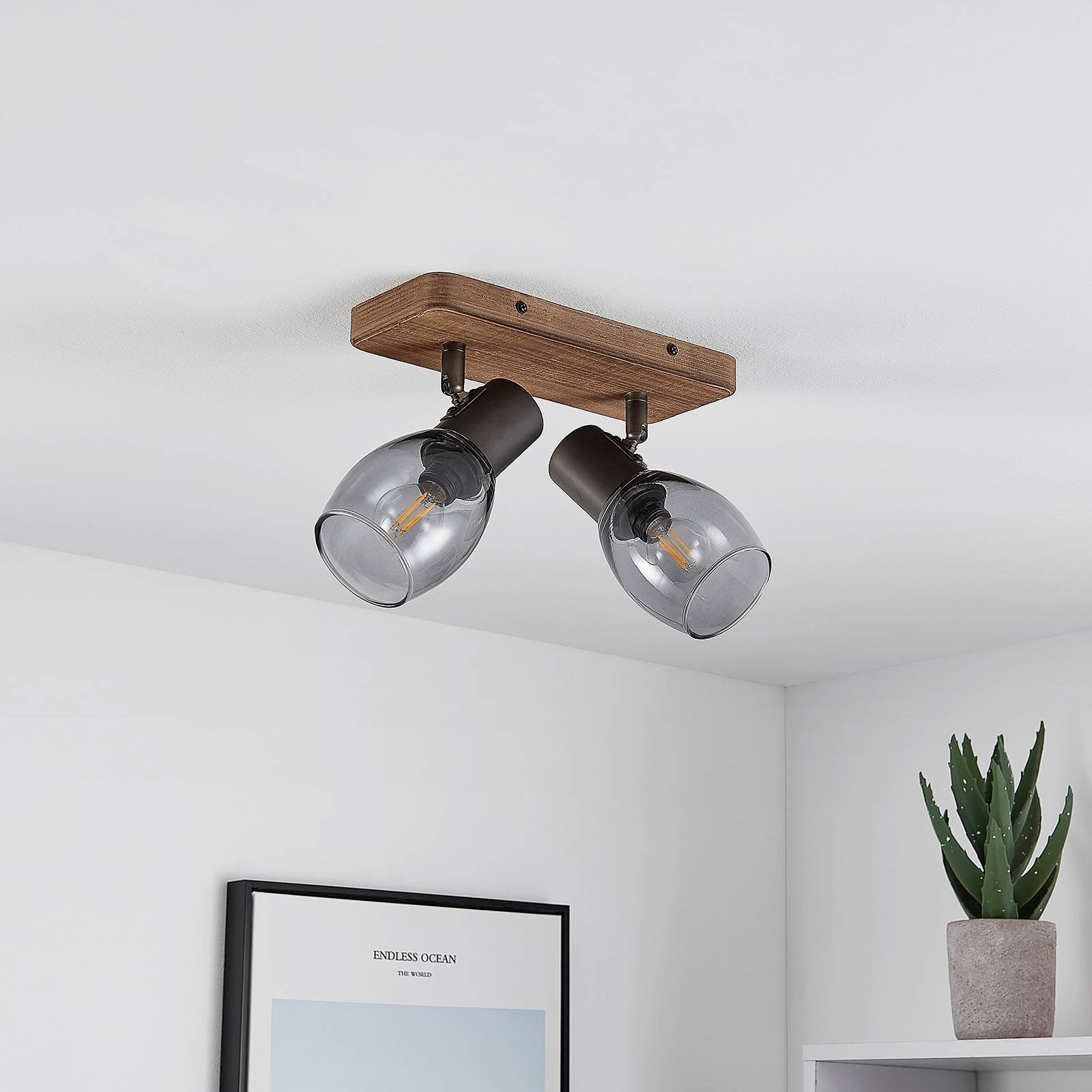 Lindby Ineska -kattokohdevalo 2-lamp. kulmikas