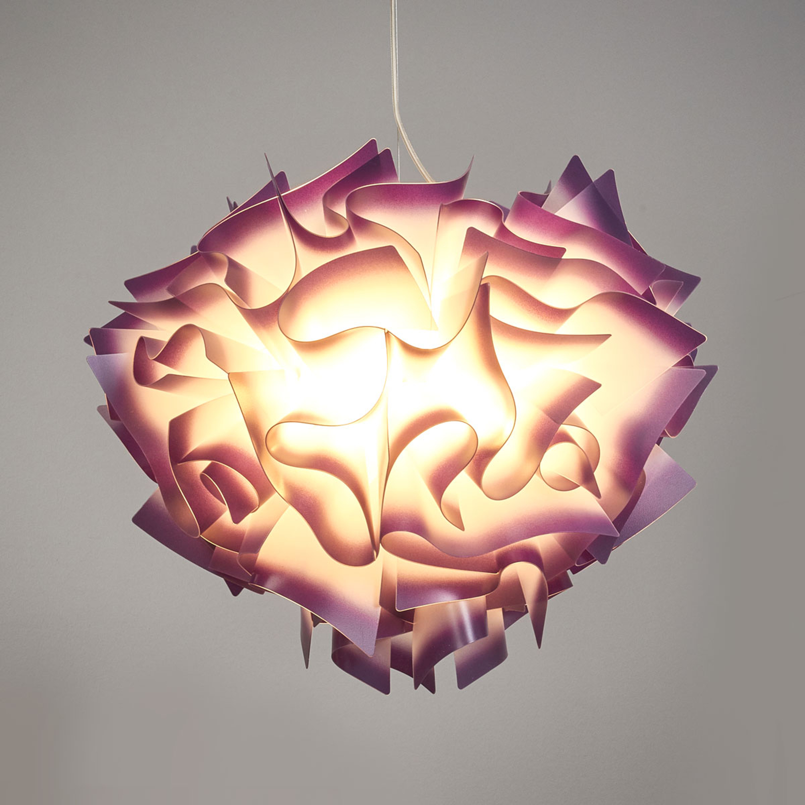 Slamp Veli -design-riippuvalo, Ø 42 cm, luumu