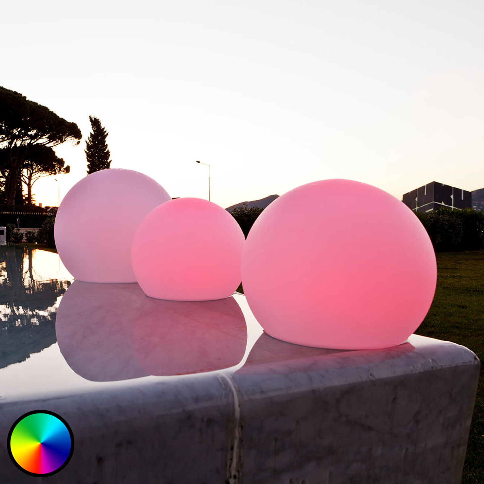 Kelluva LED-koristevalaisin Ball
