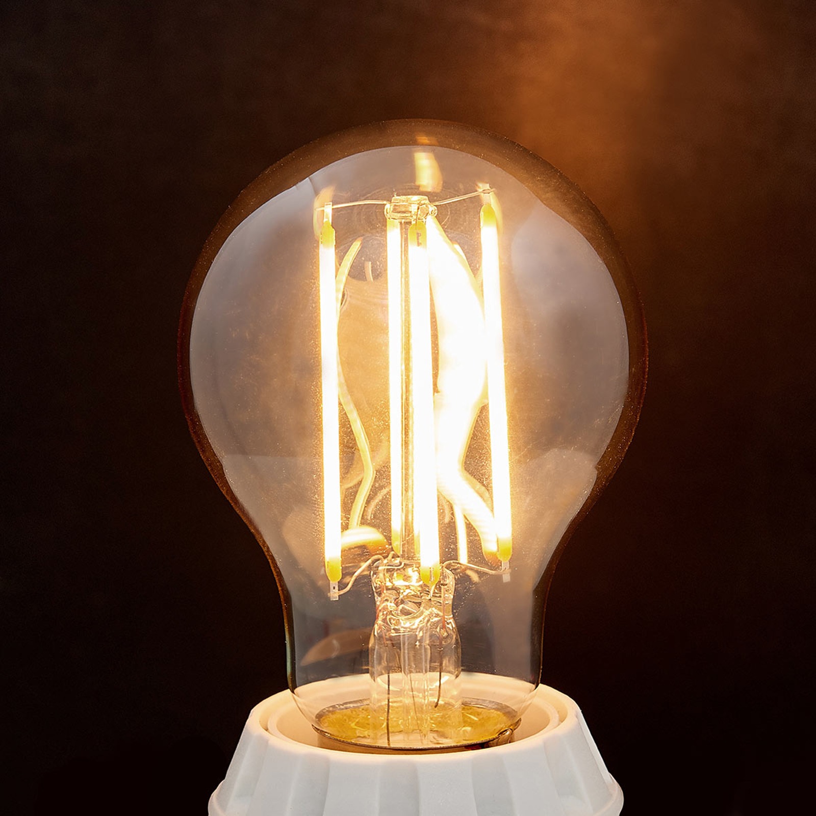 E27-LED-filamenttilamppu 6 W 500 lm ambra 2 200 K